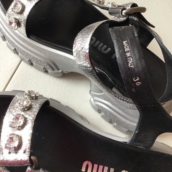 Sandal - Picture 5 of 8